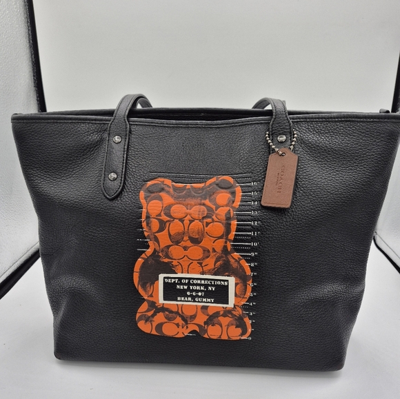 Coach City Tote With Vandal Gummy Bear - Picture 1 of 11